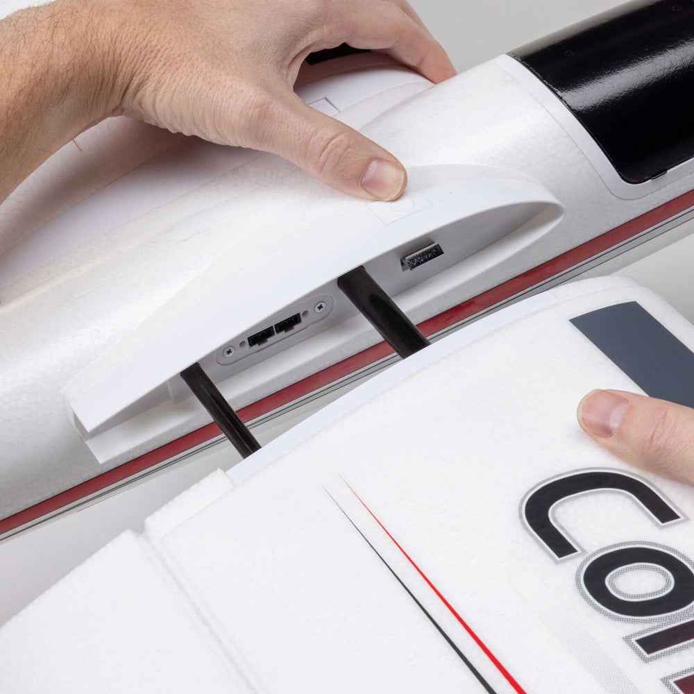 E-Flite Conscendo 2.0m RC Glider BNF Basic EFL32250