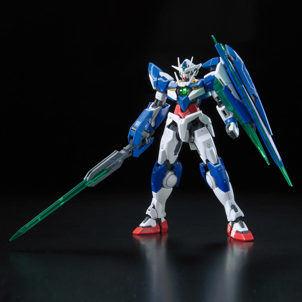 Bandai 5061604 RG 1/144 OO Qan T Gundam 00