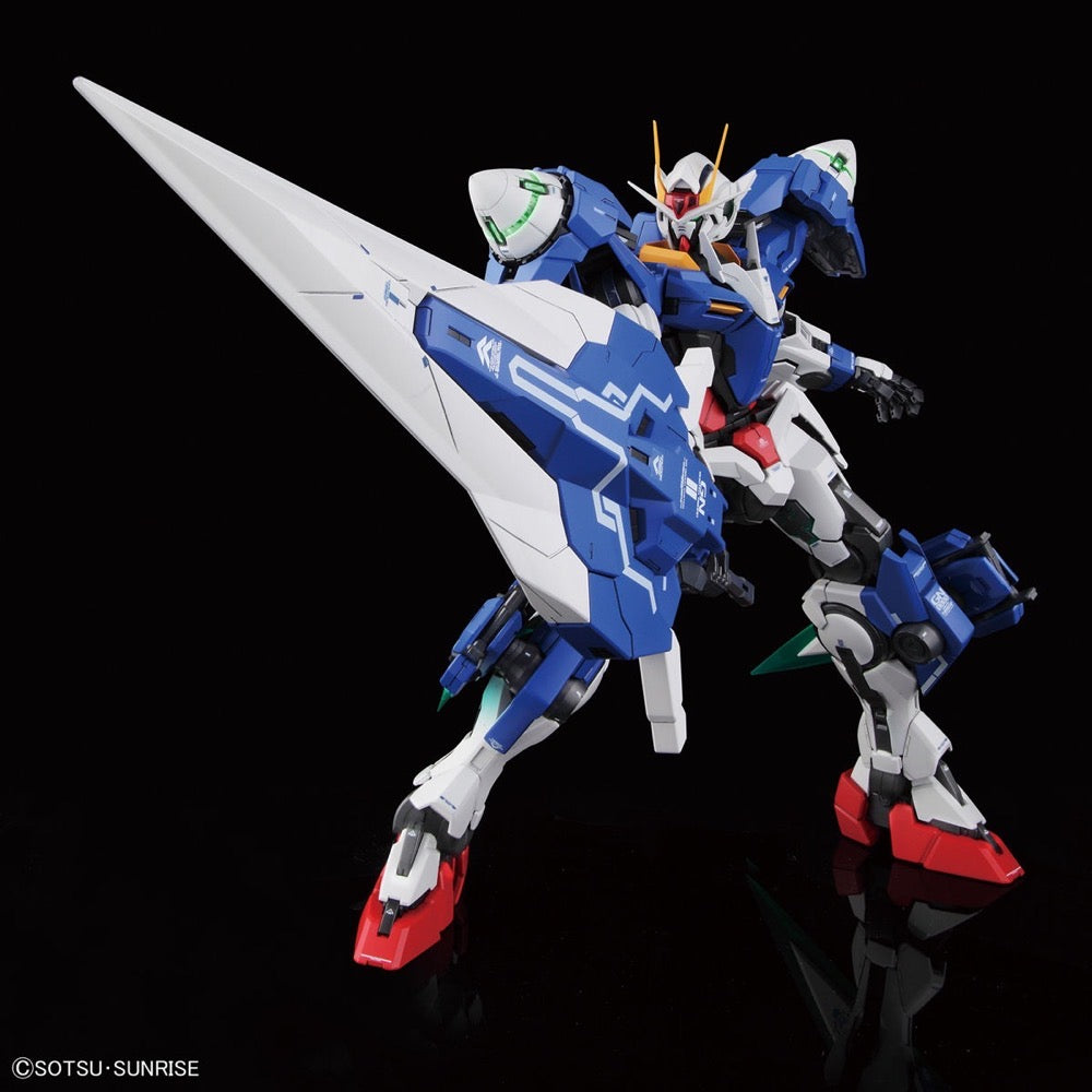 Bandai 5055582 PG 1/60 00 Gundam Seven Sword/G