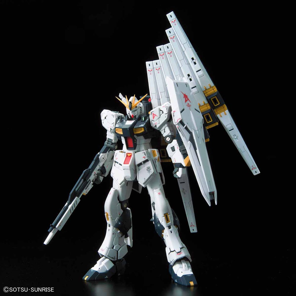 Bandai 5057842 RG 1/144 Nu Gundam