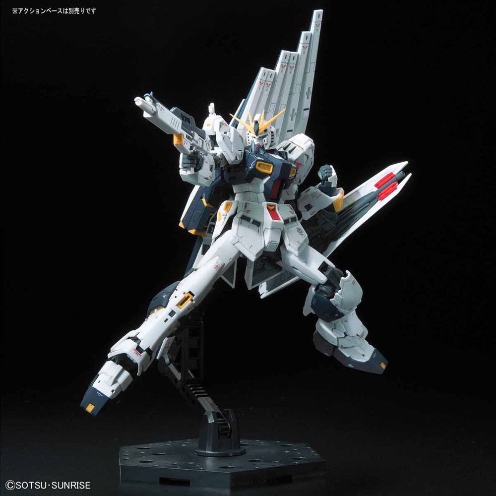 Bandai 5057842 RG 1/144 Nu Gundam