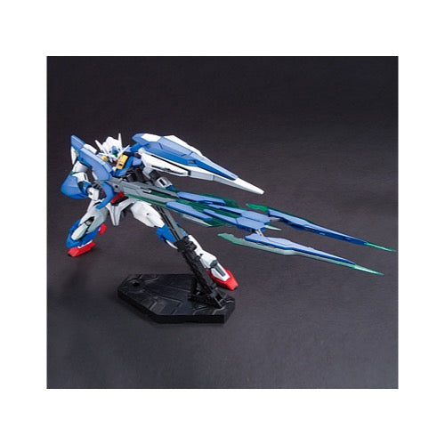 Bandai 5061587 MG 1/100 00 Qan(T)