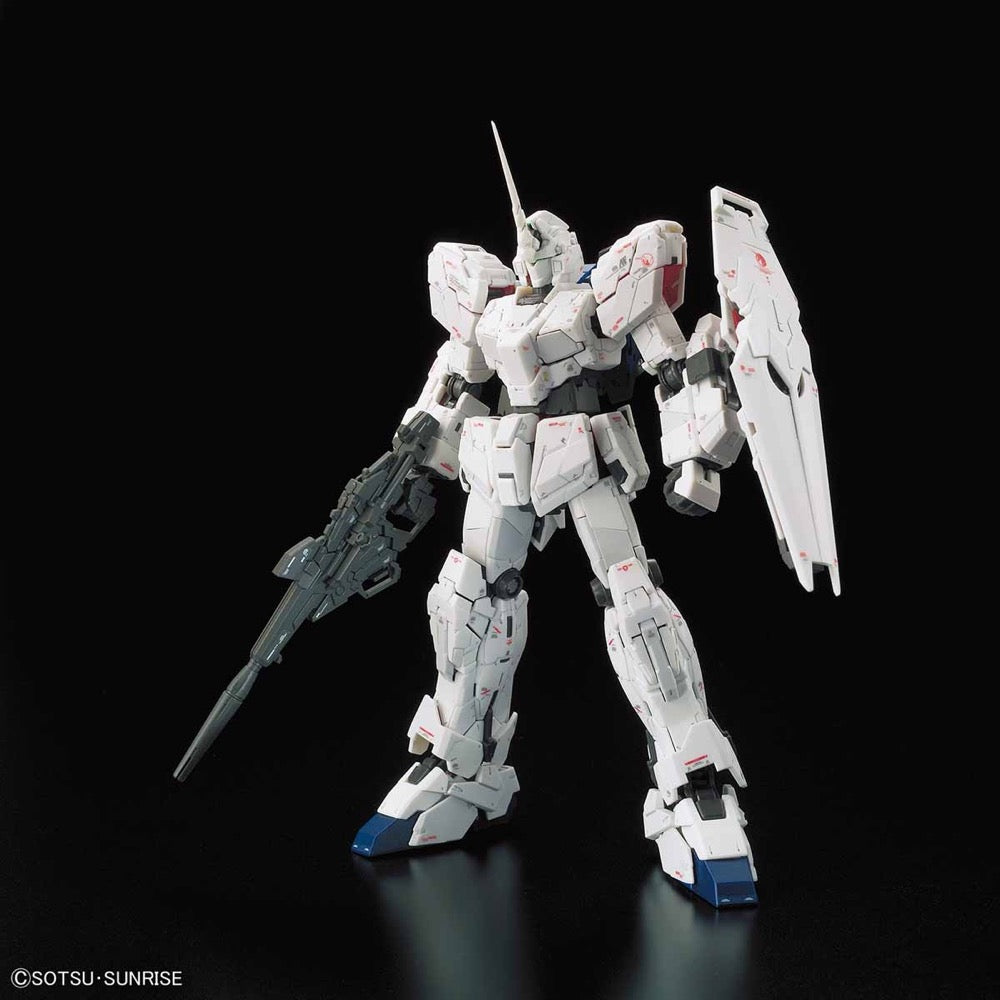 Bandai 5061620 RG 1/144 Unicorn Gundam - Hobbies Online