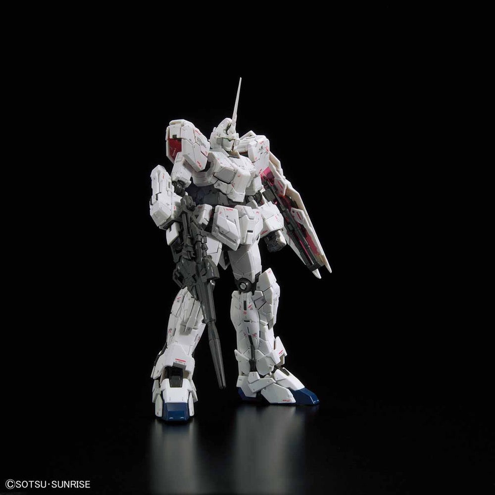 Bandai 5061620 RG 1/144 Unicorn Gundam - Hobbies Online