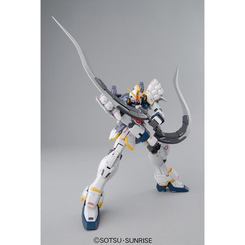 Bandai 5063043 MG 1/100 Gundam Sandrock EW Gundam Wing