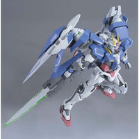 Bandai 5063130 1/100 00 Raiser Designers Colour Version Gundam 00
