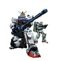 Bandai 5063823 MG 1/100 Gundam RX-79G