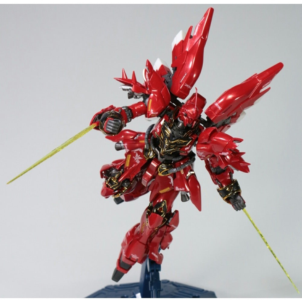 Bandai 5064132 MG 1/100 MSN-06S Sinanju Ver.Ka Titanium Finish Version