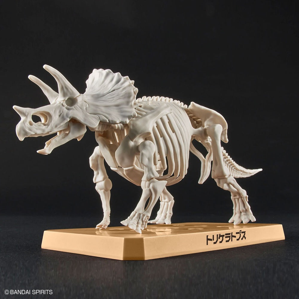 Bandai 5064263 Plannosaurus Triceratops Dinosaur