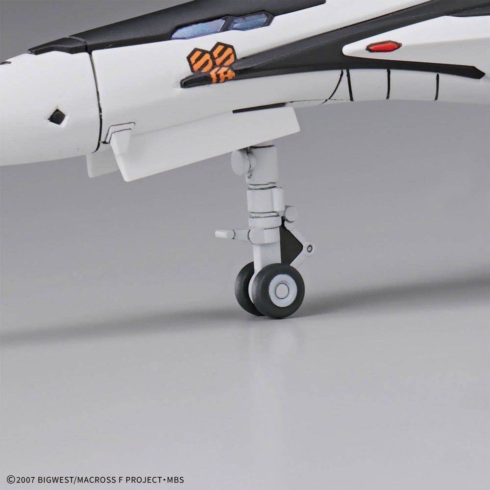 Bandai HG 1/100 VF-25F Messiah Valkyrie Alto Custom