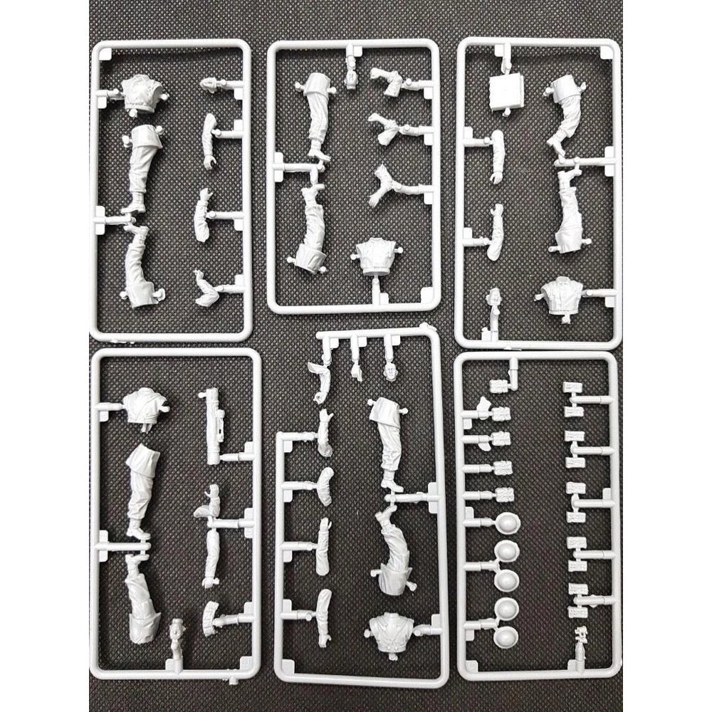 Gecko Models 1/35 W.W.II British MG Team in Marching