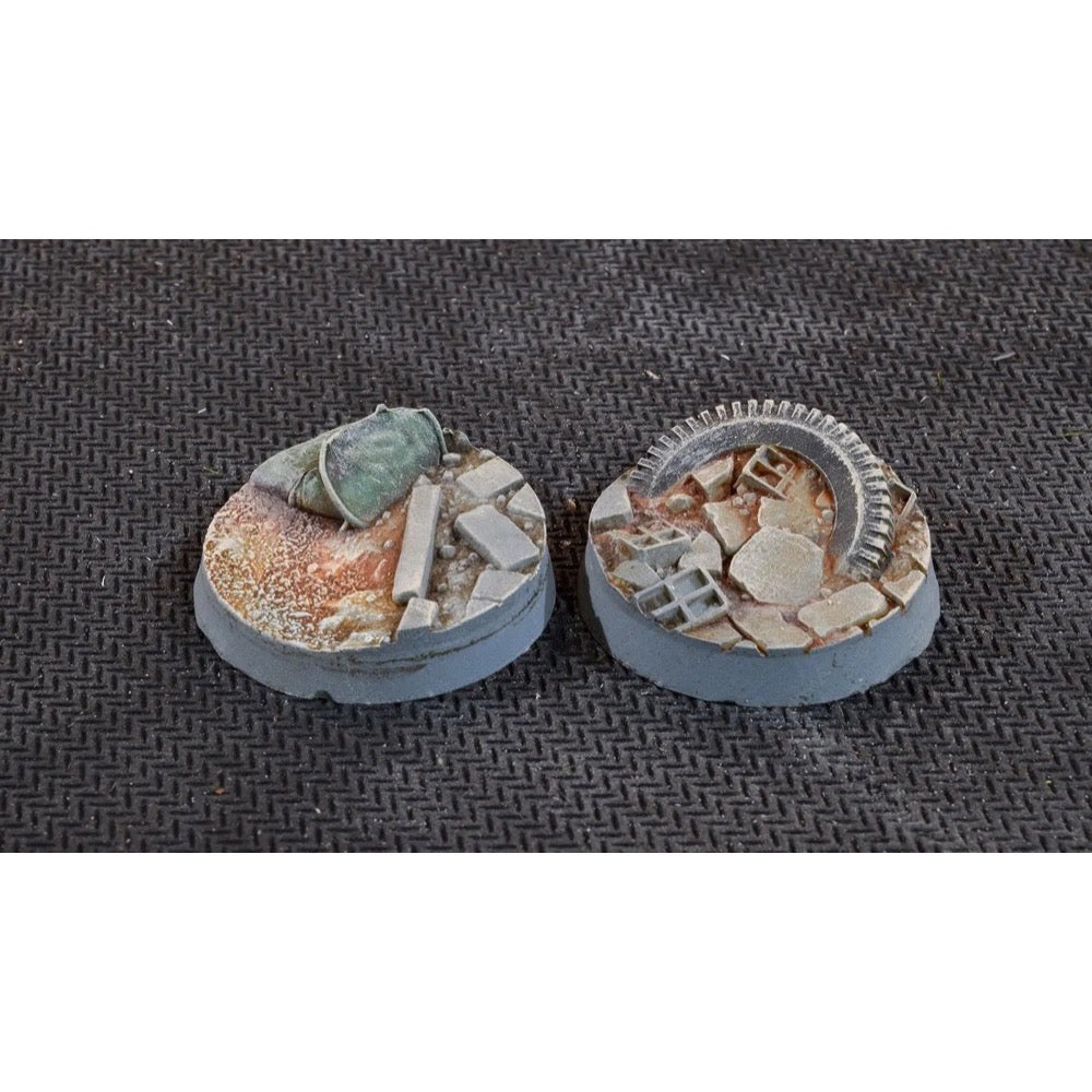 Gamers Grass GGB-UWR25 Battle Ready Urban Warfare Bases Round 25mm 10pc