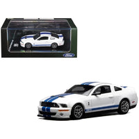 GreenLight x MotorHelix 1/64 Ford Mustang Shelby GT500 2007 White Blue Dual Stripes