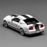 GreenLight x MotorHelix 1/64 Ford Mustang Shelby GT500 Super Snake 2007 White