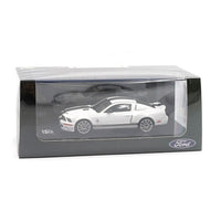 GreenLight x MotorHelix 1/64 Ford Mustang Shelby GT500 Super Snake 2007 White