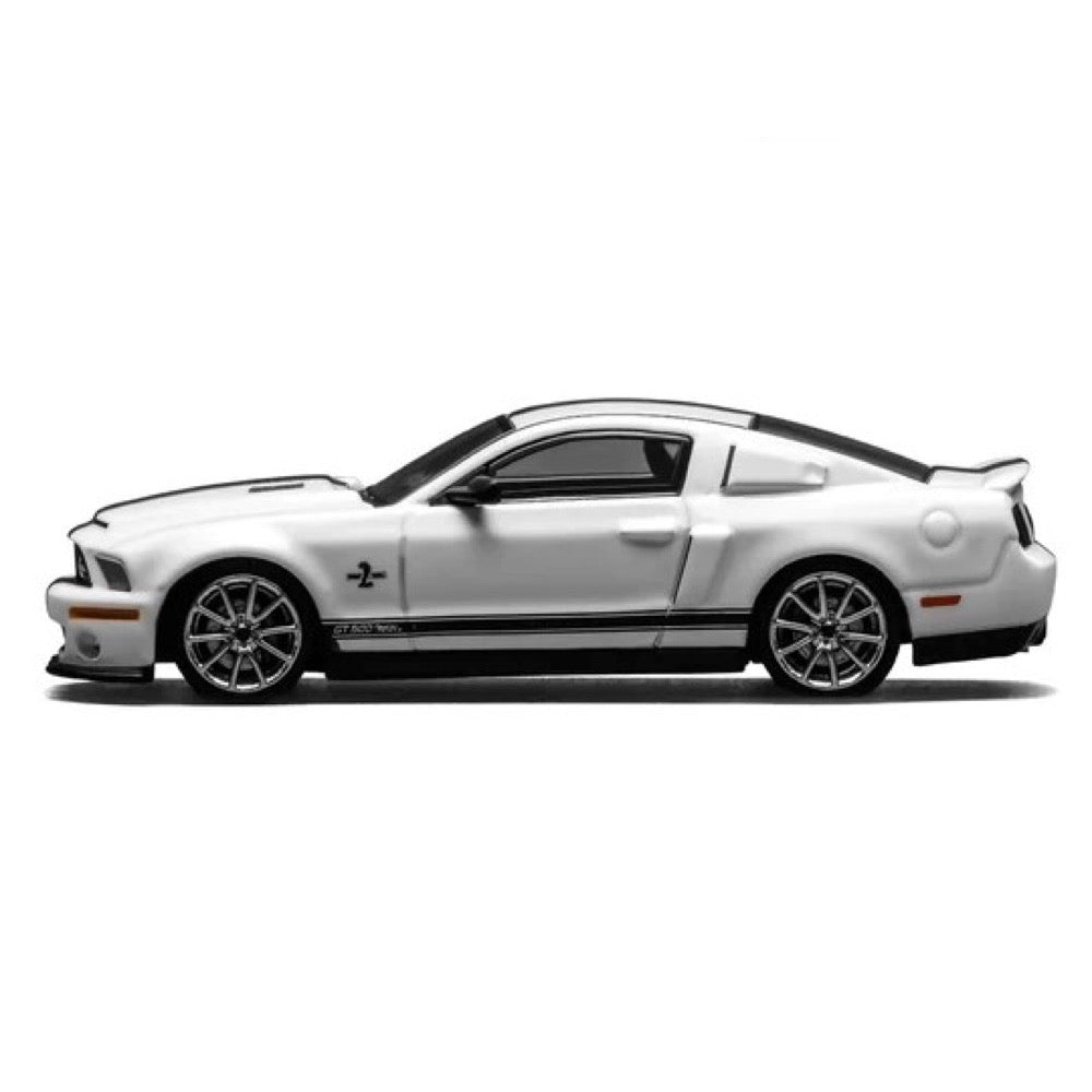GreenLight x MotorHelix 1/64 Ford Mustang Shelby GT500 Super Snake 2007 White