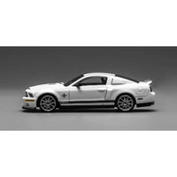 GreenLight x MotorHelix 1/64 Ford Mustang Shelby GT500 Super Snake 2007 White