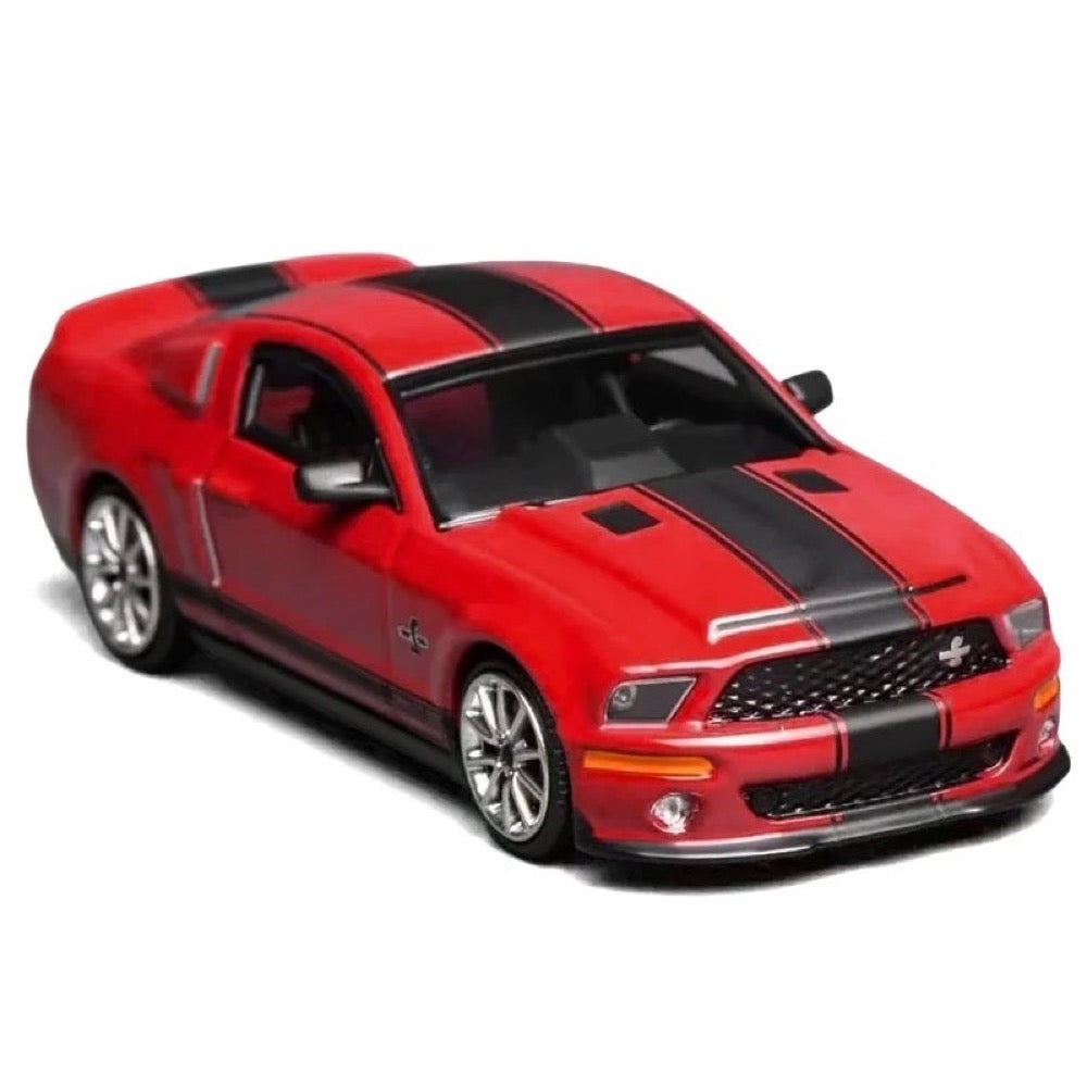 GreenLight x MotorHelix 1/64 Ford Mustang Shelby GT500 Super Snake 2007 Torch Red