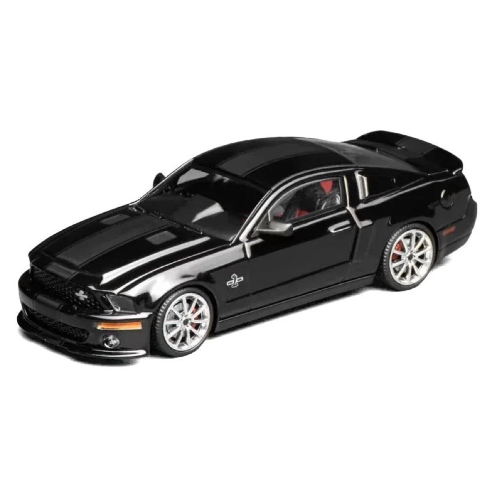 GreenLight x MotorHelix 1/64 Ford Mustang Shelby GT500 Super Snake 2007 Ebony Black
