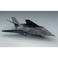 Hasegawa 1/72 F-117A Nighthawk