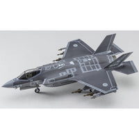 Hasegawa 1/72 F-35 Lightning II (A Version) 
