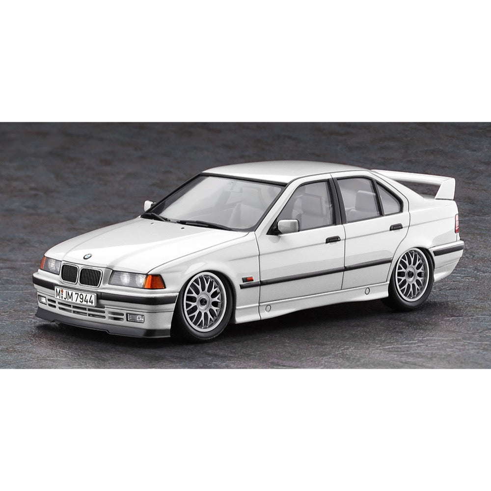 Hasegawa 1/24 BMW 320i "Custom Version"