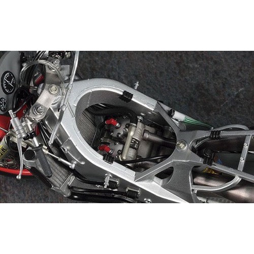 Hasegawa 21503 1/12 Yamaha YZR500 0W98 1988 WGP500 Champion