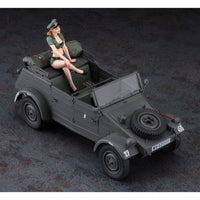 Hasegawa 1/24 Pkw.K1 Kubelwagen Type 82 W Blond Girl's Figure