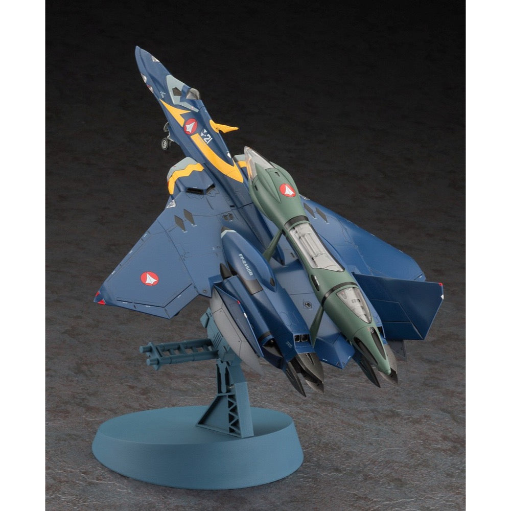 Hasegawa 1/72 YF-21 with Fast Pack & Fold Booster
