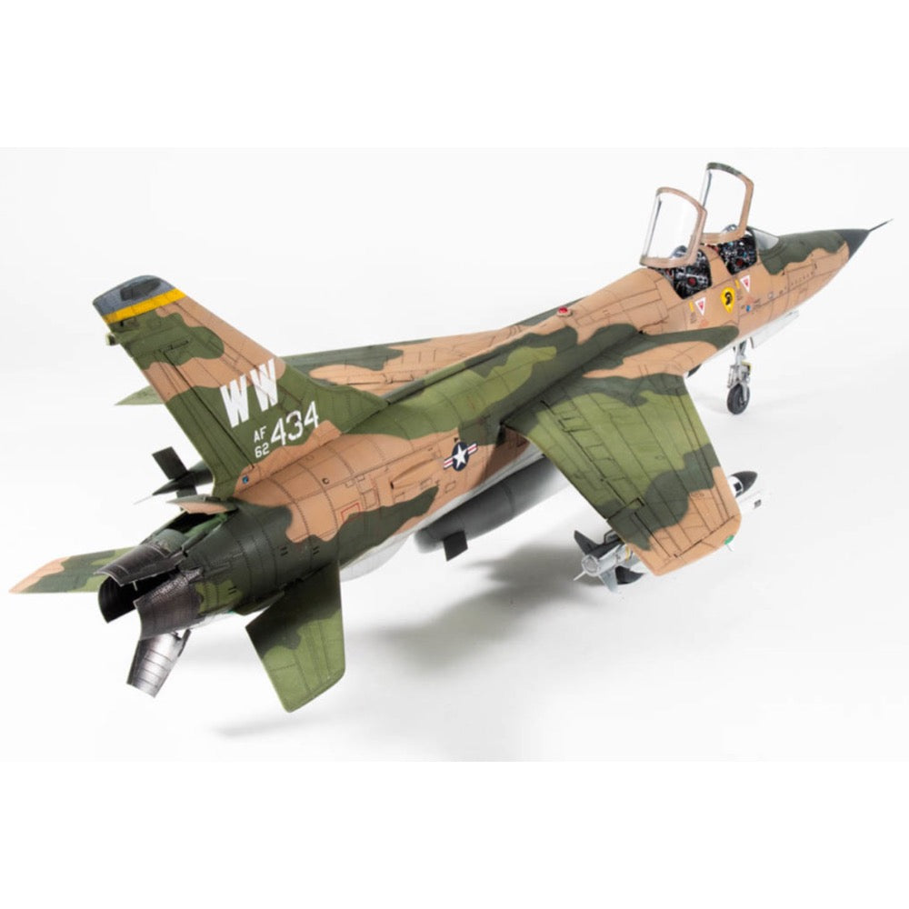 Hobby Boss 80333 1/48 F-105G Thunderchief