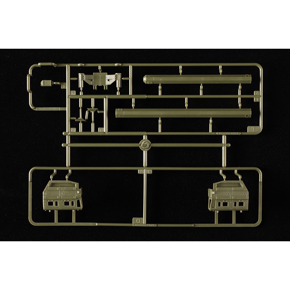 HobbyBoss 1/72 DF-61 ICBM Plastic Model Kit