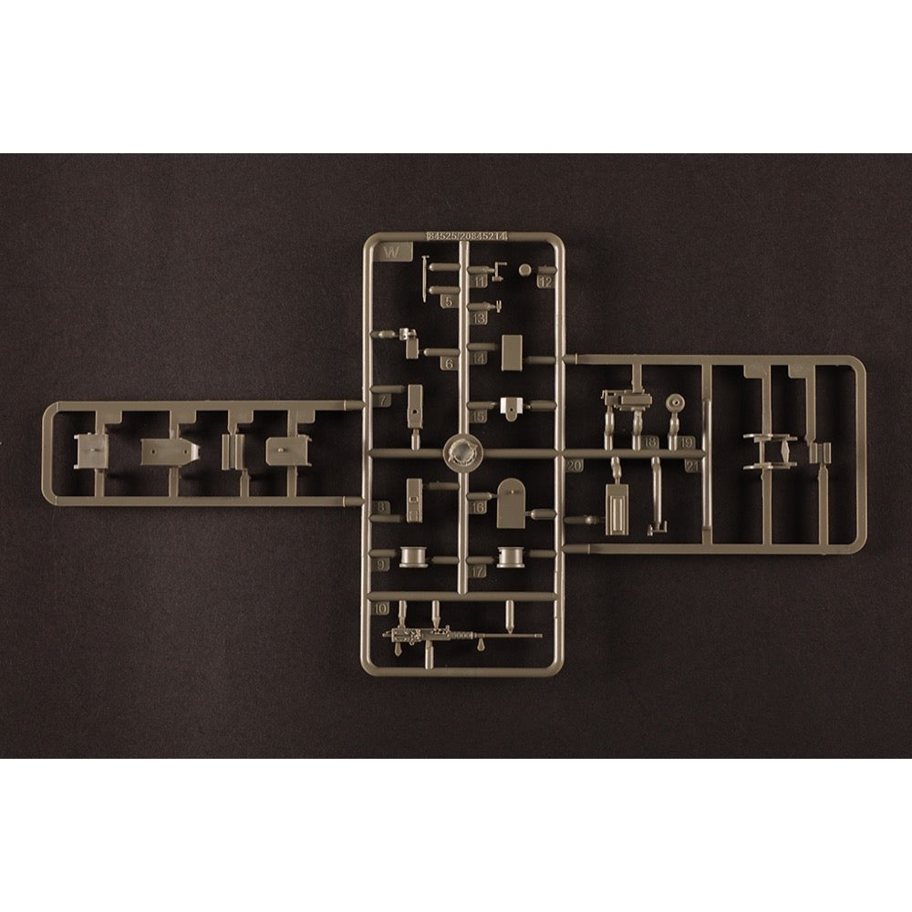 HobbyBoss 1/35 I.D.F. Namer-2 IFV Plastic Model Kit