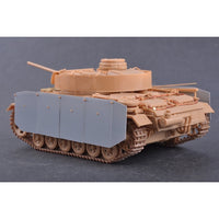 HobbyBoss 1/35 Pz.Kpfw.III Ausf.M Plastic Model Kit
