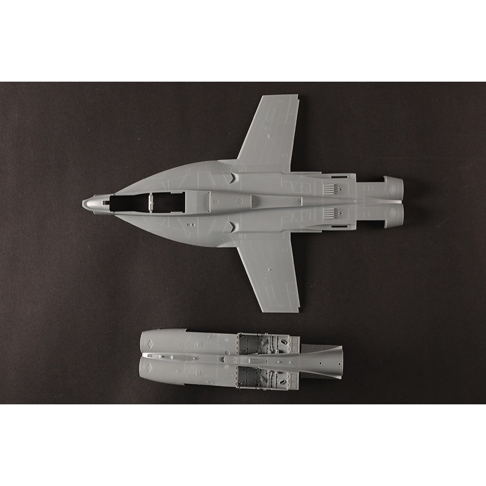 HobbyBoss 1/48 F/A-18F Super Hornet VFC-12 Plastic Model Kit