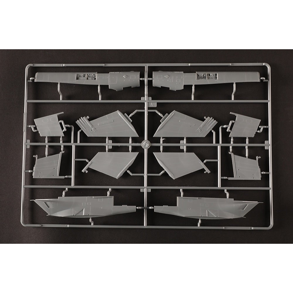 HobbyBoss 1/48 F/A-18F Super Hornet VFC-12 Plastic Model Kit