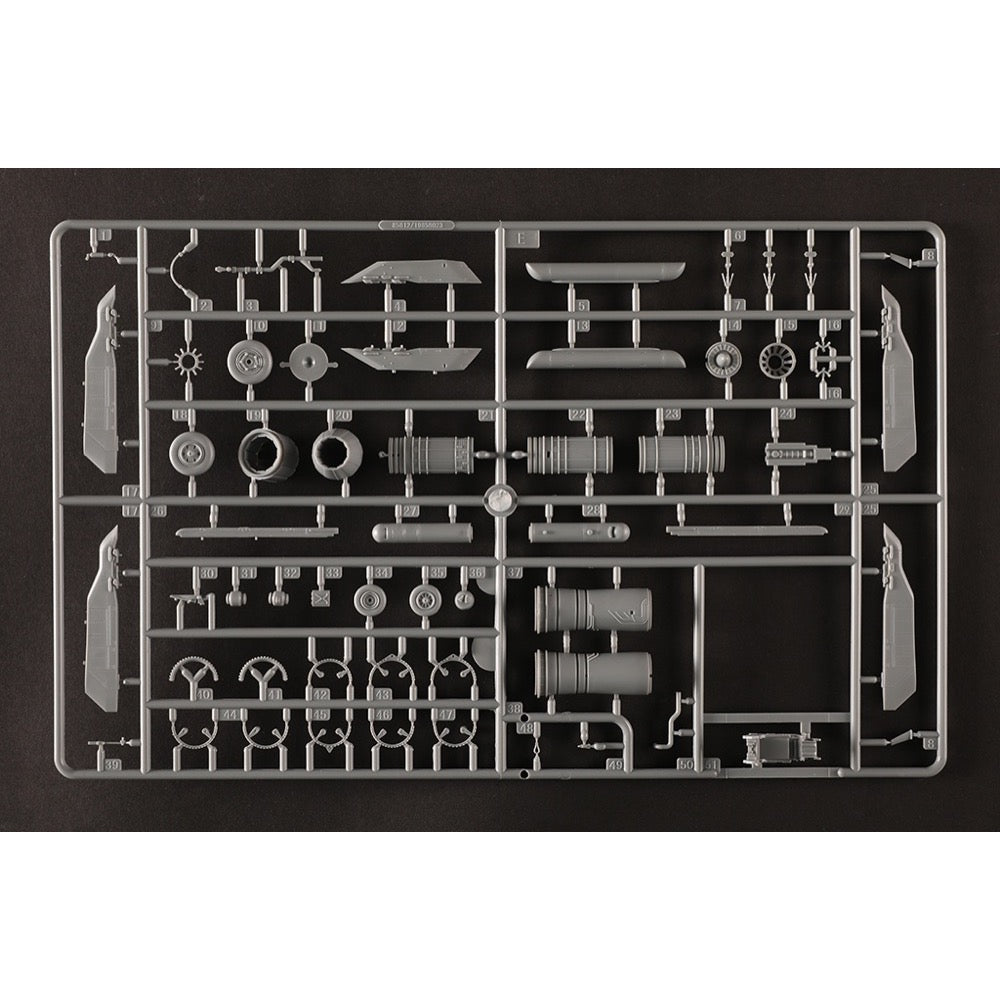 HobbyBoss 1/48 F/A-18F Super Hornet VFC-12 Plastic Model Kit