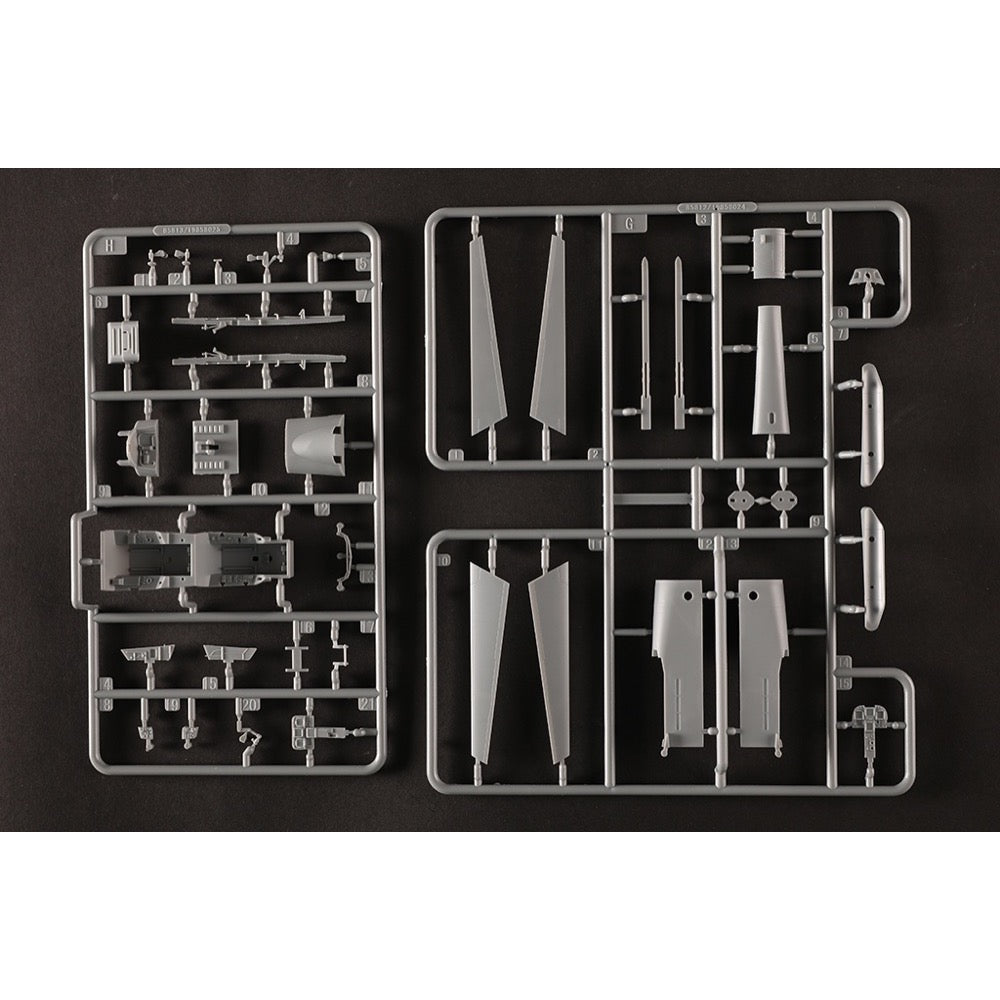 HobbyBoss 1/48 F/A-18F Super Hornet VFC-12 Plastic Model Kit