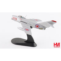 Hobby Master 2430 1/72 MIG-15bis Red 079 Chinese People's Volunteers AF North Korea 1950s