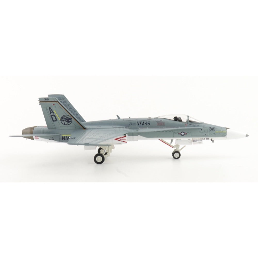 Hobby Master 3590 1/72 F/A-18C¬† VFA-15 Retro TAC Demo Jet 164718 VFA-106 Gladiators March 2017