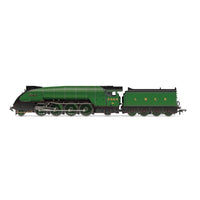 Hornby R30482 OO LNER Class P2 2004 'Mons Meg' Steam Locomotive