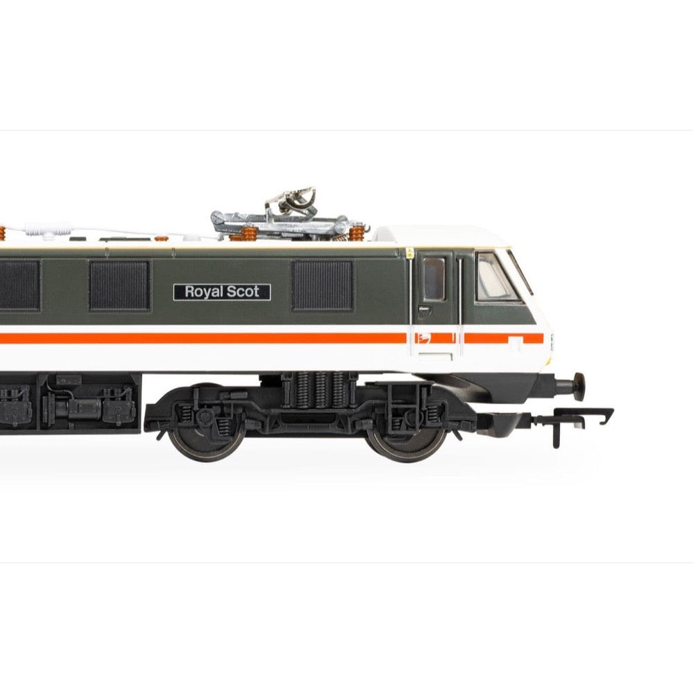 Hornby R30529 OO RailRoad BR Intercity Class 90 'Royal Scot' 90001 Locomotive