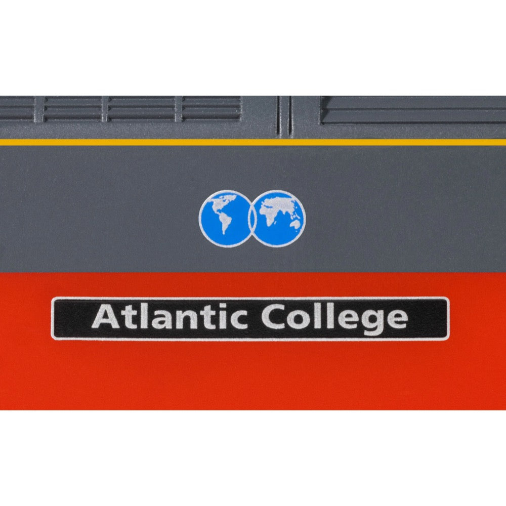 Hornby R30543 OO RailRoad RES Class 47 'Atlantic Collage' 47749 Locomotive