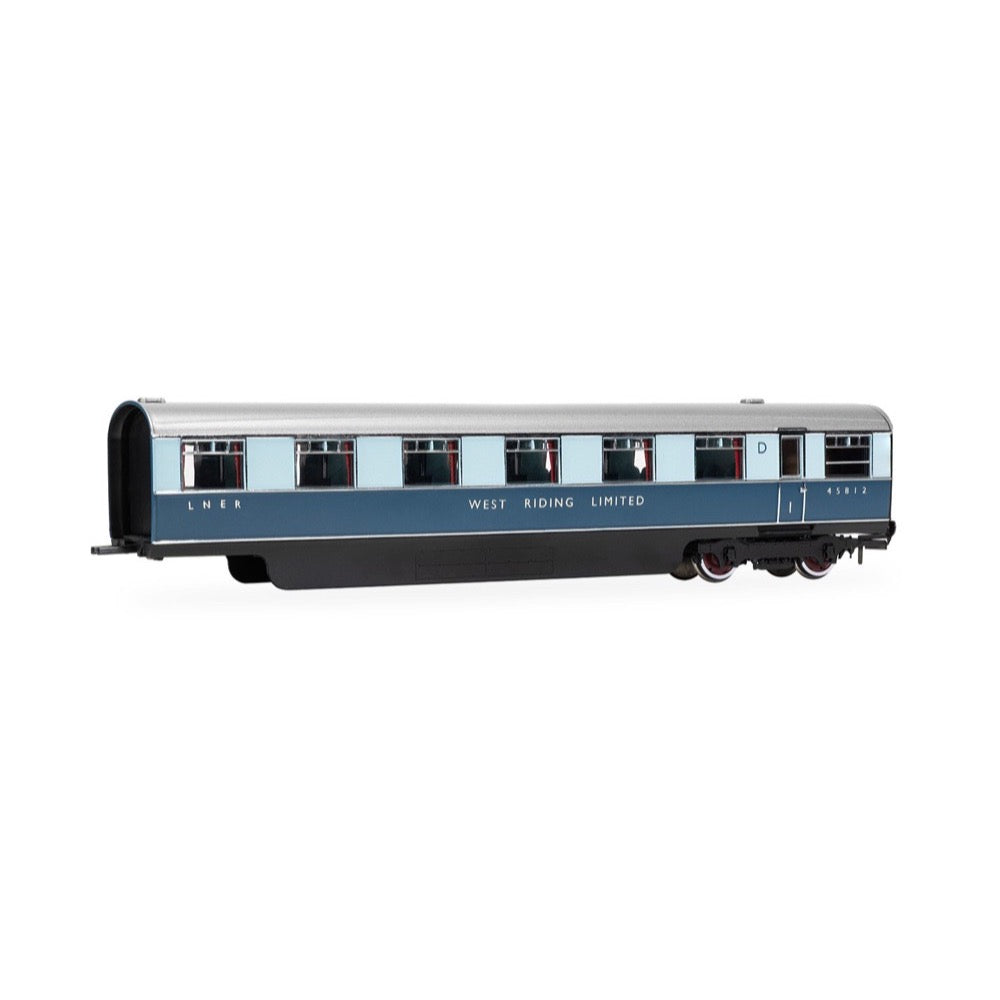 Hornby R40478 OO LNER 'West Riding Limited' Double Open First Coach pack