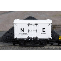 Hornby R60350 OO RailRoad Refrigerator Van