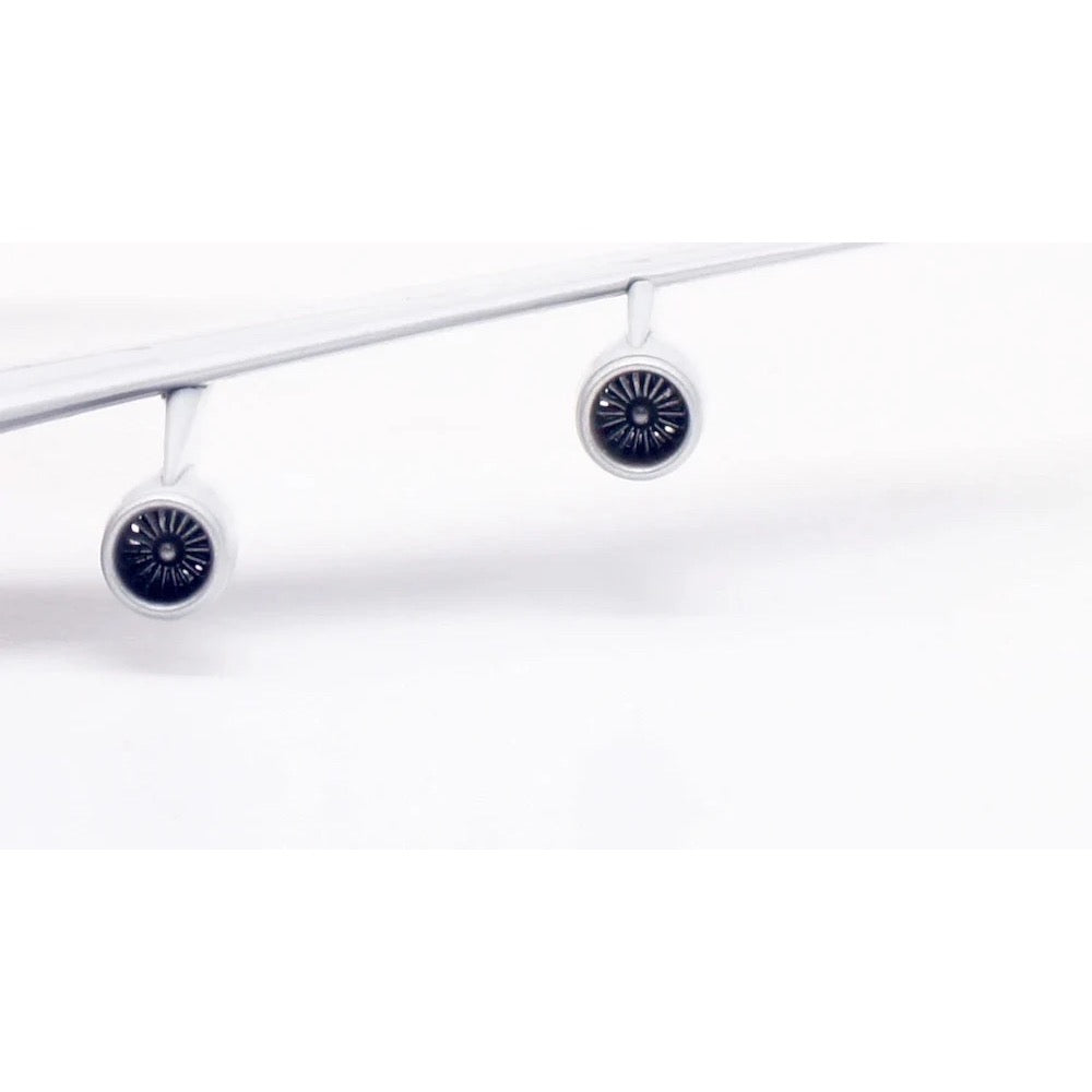 HX Models B616501F 1/400 Qantas Boeing 747-400 VH-OEJ 'Wunala Dreaming' 'Flaps down'