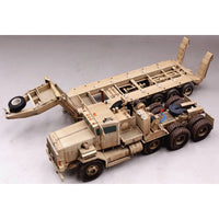 Hobby Boss 85519 1/35 M911 C-HET w/m747 Heavy Equipment Semi-Trailer