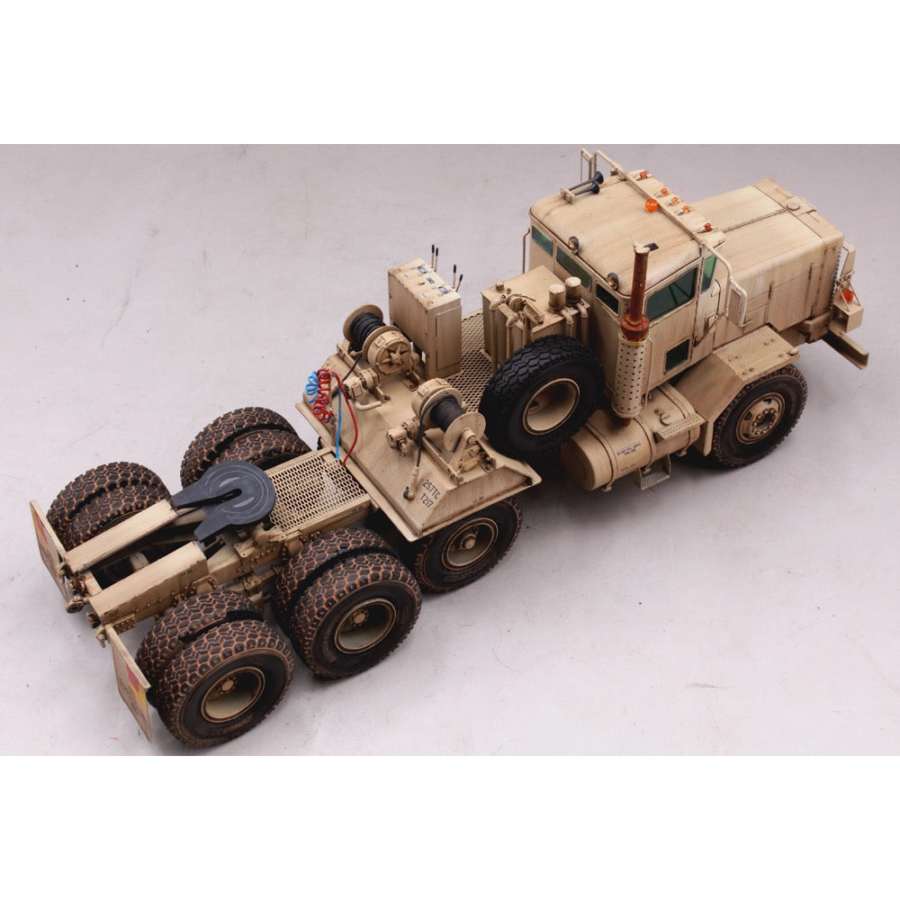 Hobby Boss 85519 1/35 M911 C-HET w/m747 Heavy Equipment Semi-Trailer