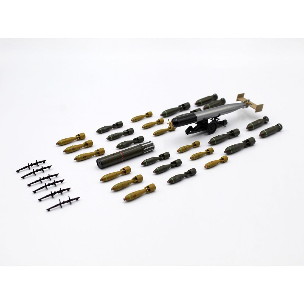 ICM 48407 1/48 WWII British Aircraft Armament 4823044409495