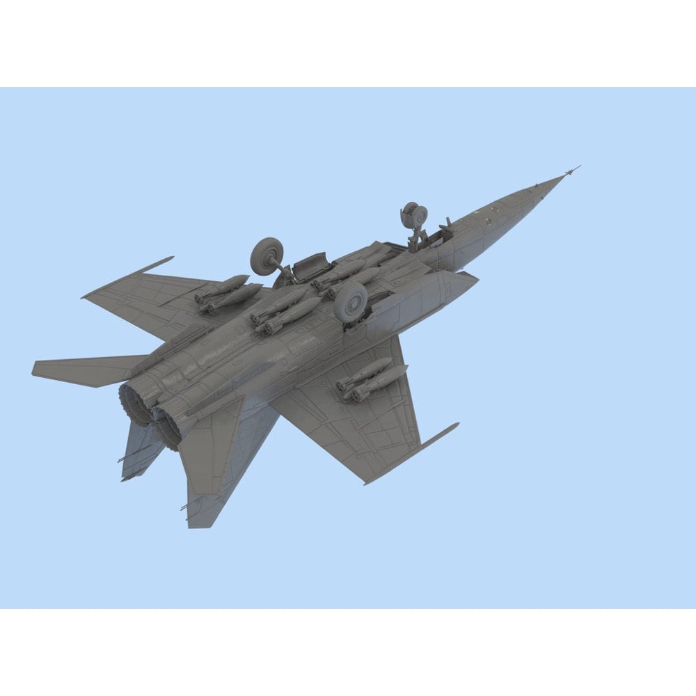 ICM 48902 1/48 MiG-25 RB Soviet Reconnaissance Plane