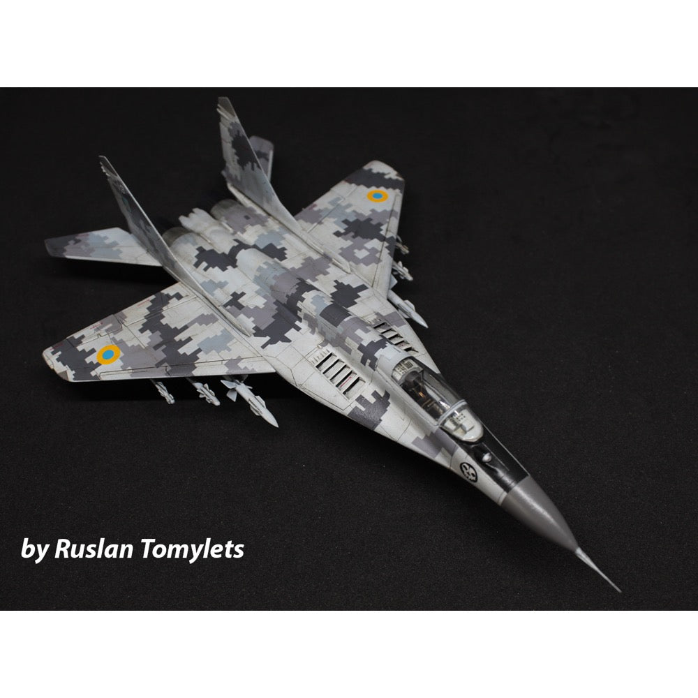 ICM 72140 1/72 The Ghost of Kyiv MiG-29 of Ukrainian Air Force
